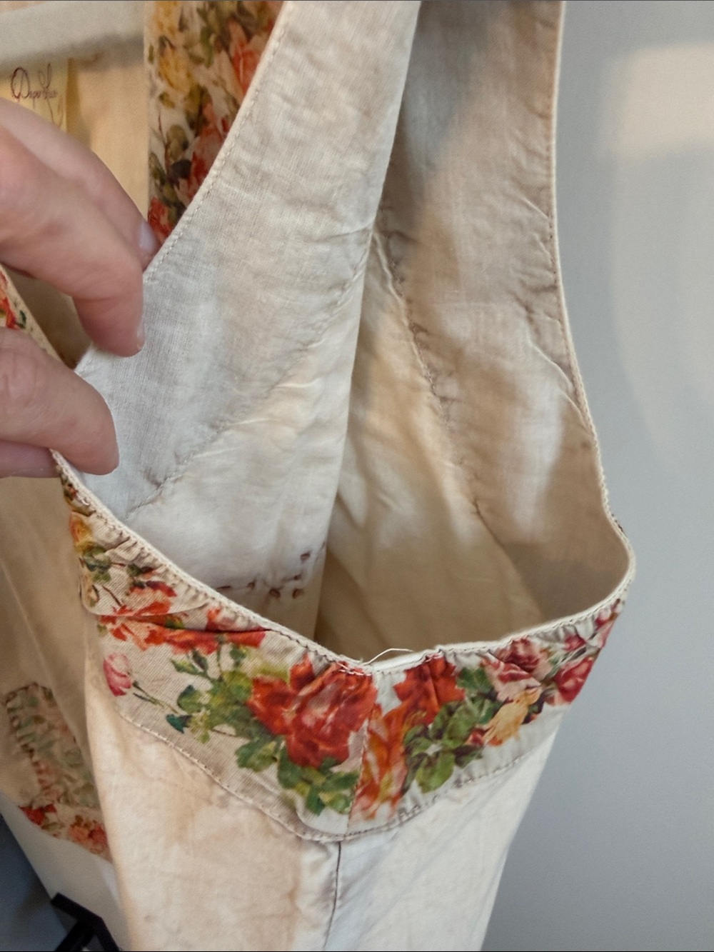 Paperlace funky floral vest - Picture 6 of 9